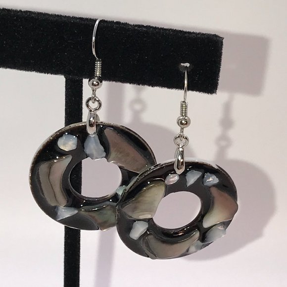 Black Lip Pearl And Resin Doughnut Dangle Earrings - Picture 1 of 6